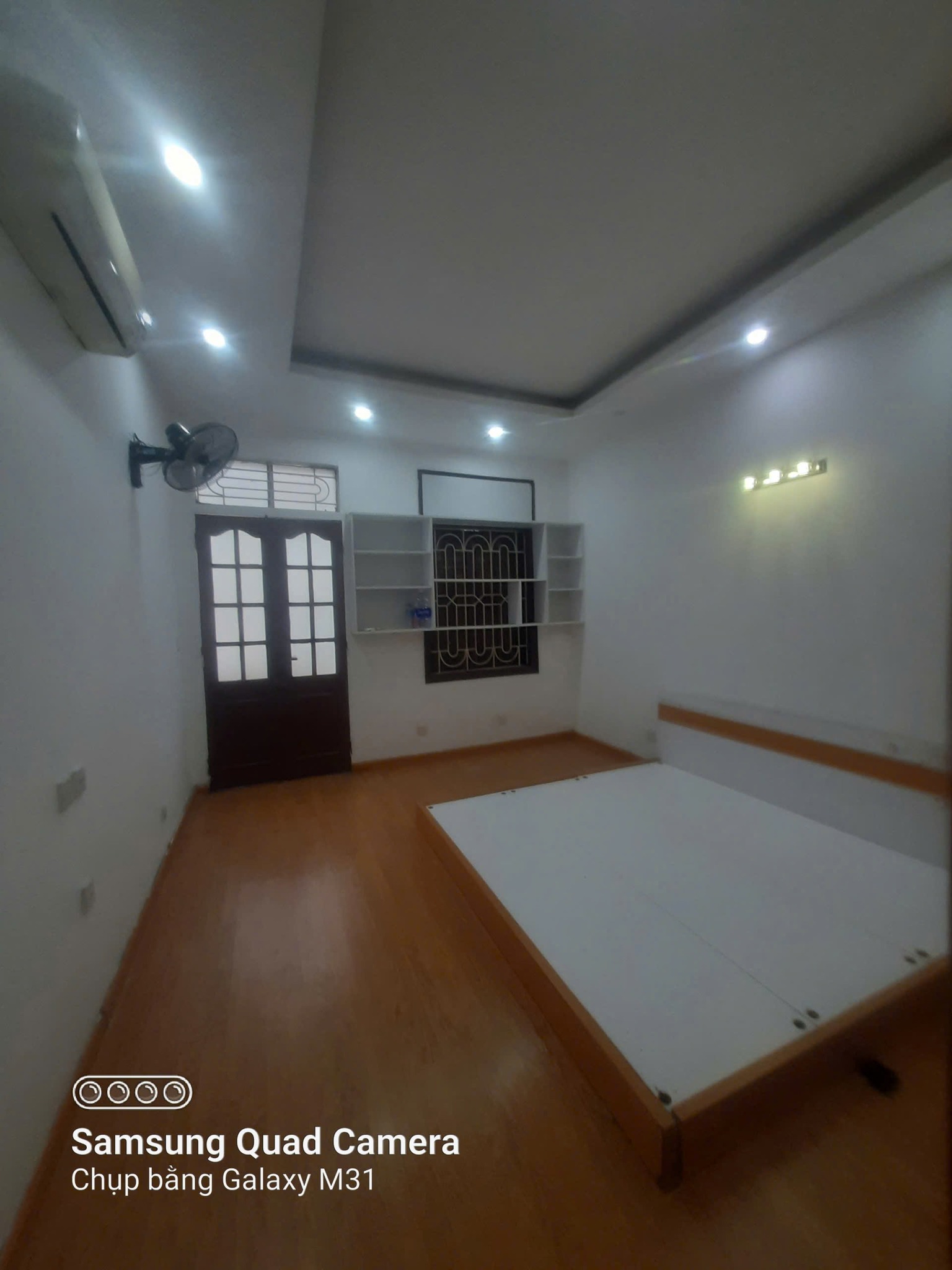 Bán nhà ngõ Dương Văn Bé, giá 11.8 tỷ, 70m2x3T, ẢNH THẬT - Ảnh 1